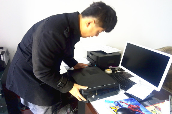 �ھ��ڲ��˲� ʵ�ֽ�Լ�칫